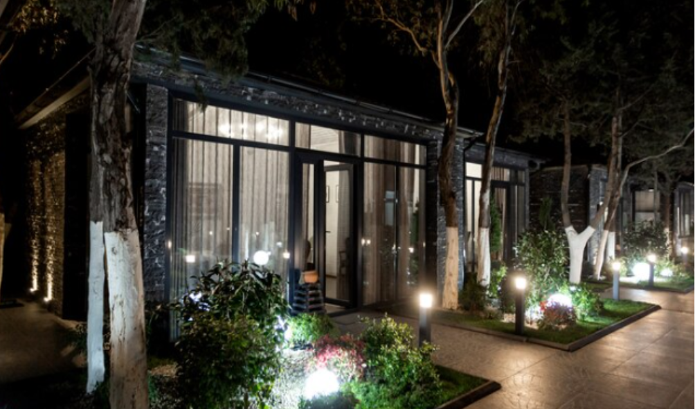 Outdoor Lighting Fixtures